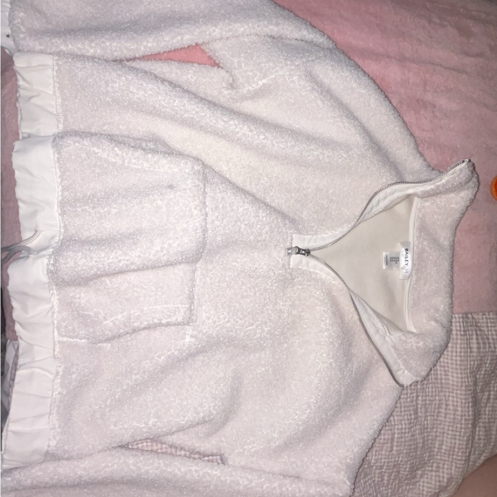 Women's White Fleece Pullover